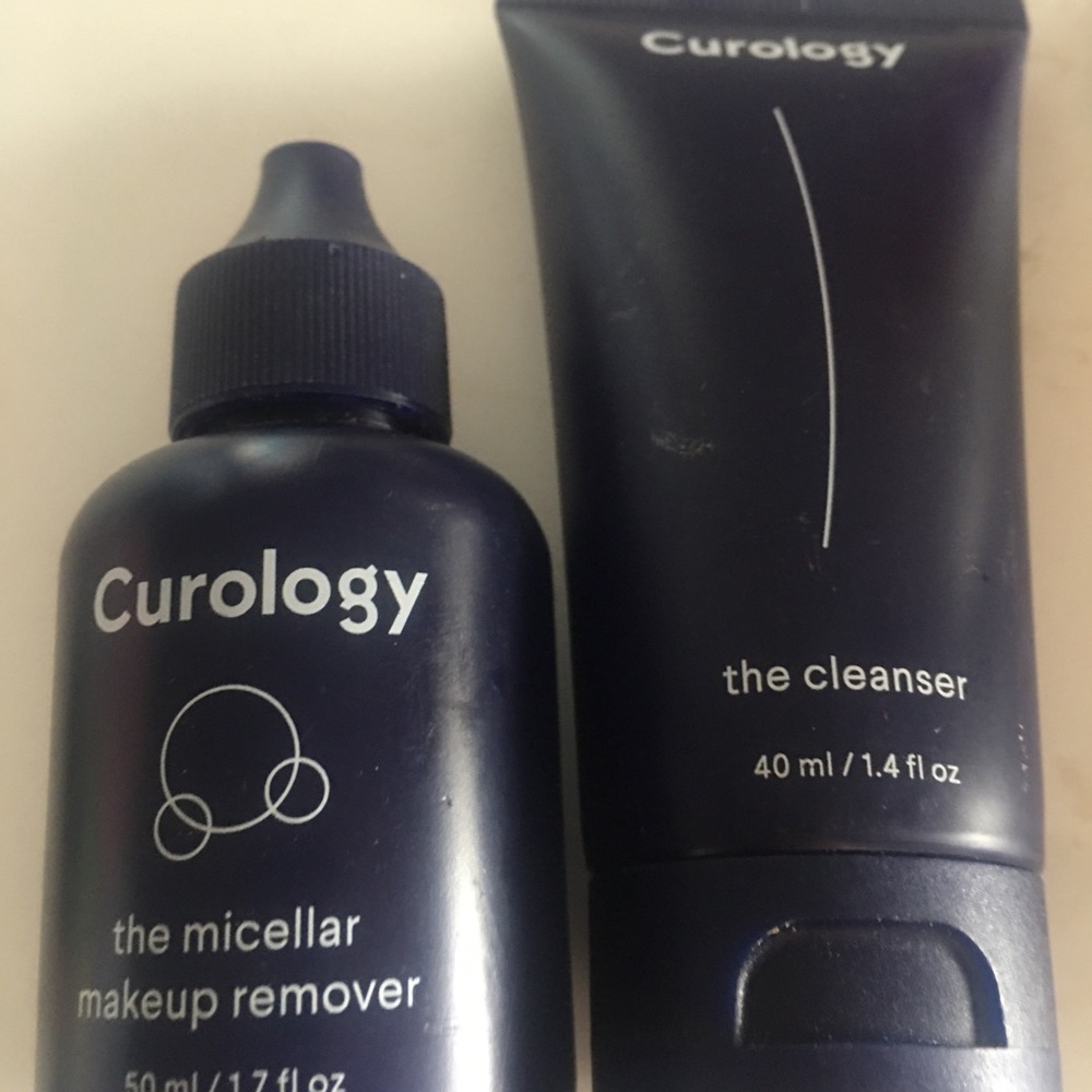 NIP Curology Micellar Makeup Remover (50 ml) and The Cleanser (40 ml)